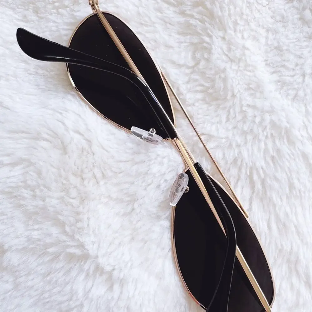 Cynthia Black w/ Gold Rims Aviator Sunglasses
